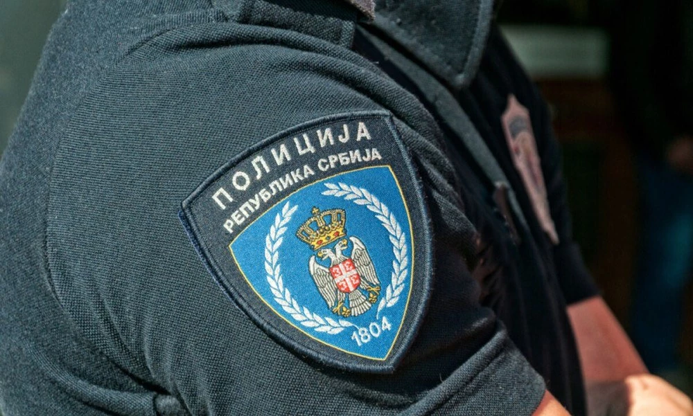 Разбиха схема за контрабанда в Сърбия на скъпи коли от България, издирват българските участници