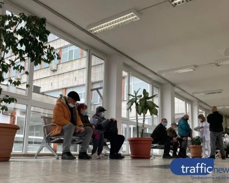 Грипният сезон започна по-рано от очакваното, COVID-19 е най-честият вирус