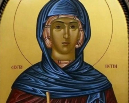 Почитаме Света Петка, хиляди празнуват имен ден