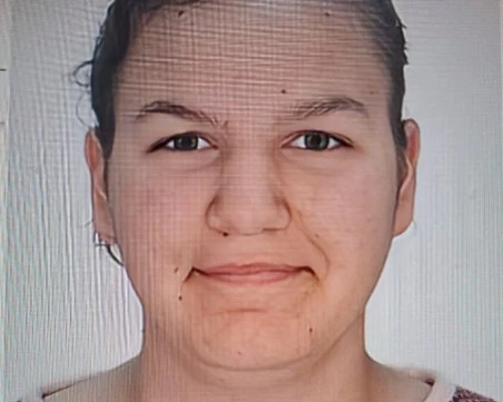 Полицията издирва 15-годишно момиче от Добрич