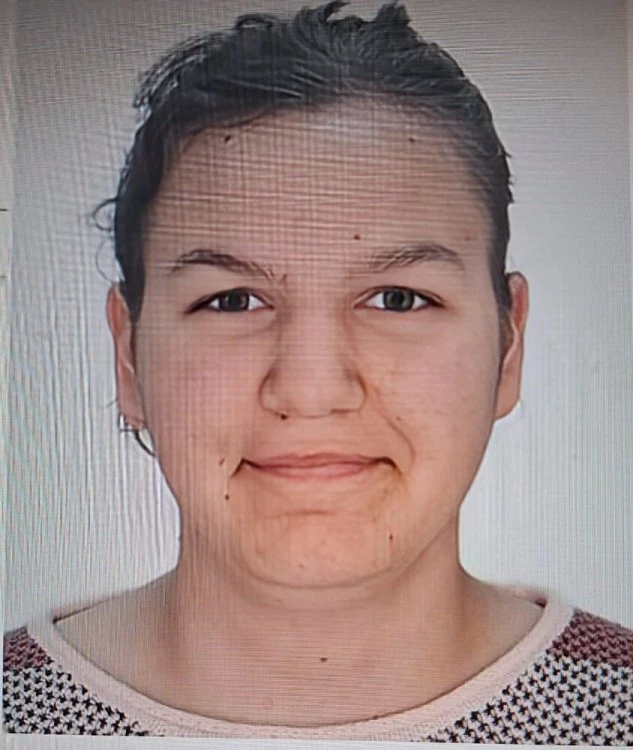 Полицията издирва 15-годишно момиче от Добрич