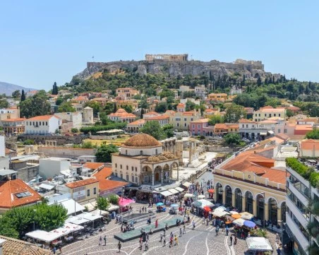 Край на кешовите наеми в Гърция