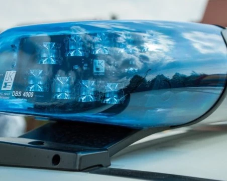 Отвлякоха 19-годишно момиче от бензиностанция