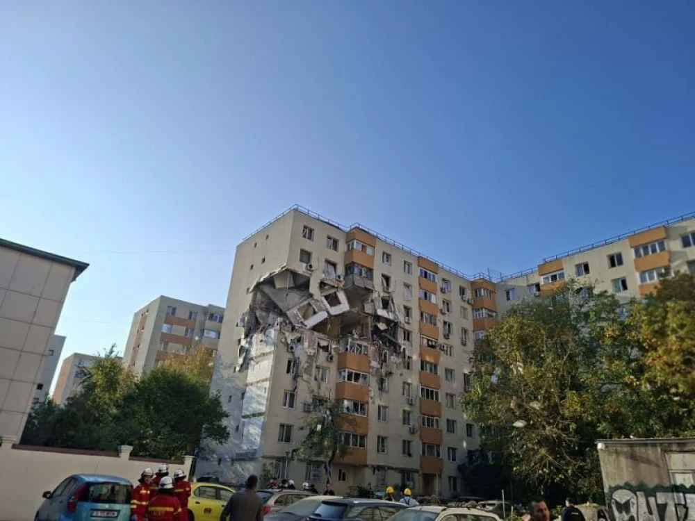 Щетите от днешната експлозия в блок в Букурещ се оценяват на над 9 милиона евро