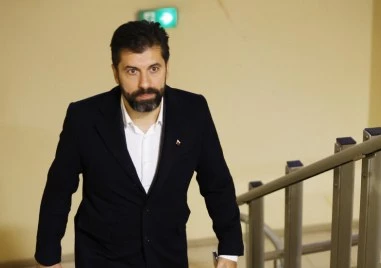 Всеки мъж струва колкото му тежи думата  С тези думи Кирил Петков остро