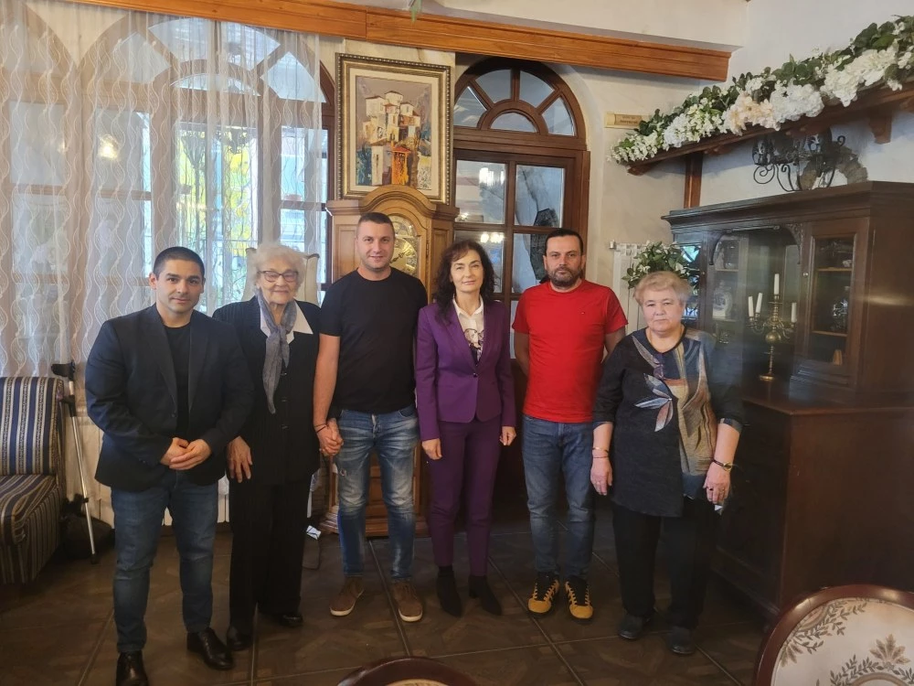 Народен представител гостува на пенсионерите в район „Западен