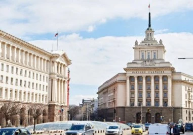 Срещи в управлението: ще има ли нова формула на властта?