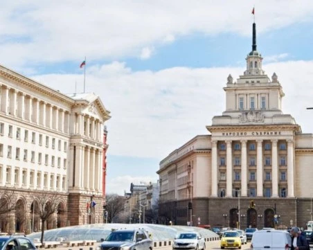 Срещи в управлението: ще има ли нова формула на властта?