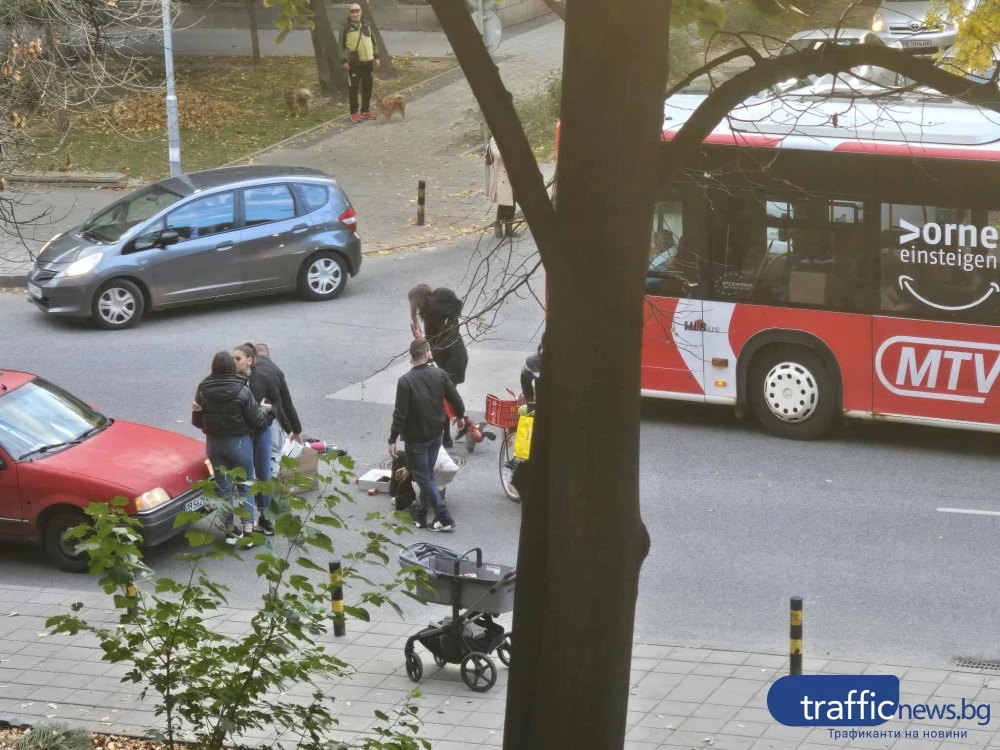 Две катастрофи в рамките на минути в центъра на Пловдив, блъснат е велосипедист