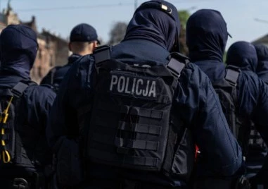 Службите за сигурност в Полша са задържали 8 души по подозрения в шпионаж край военни обекти