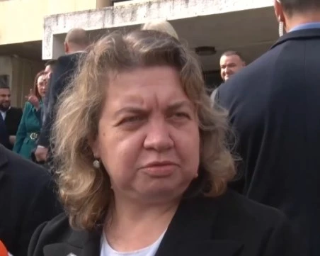 Киселова: Миналата седмица е урок за всички нас, парламентът ще заработи още утре