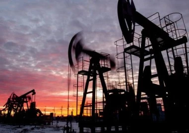 Тръмп срещу Путин: САЩ наложиха санкции на Роснефт и Лукойл