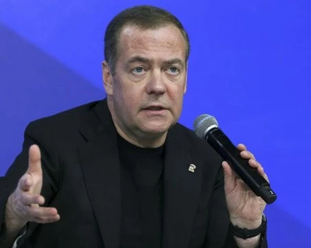 Дмитрий Медведев: САЩ са наш враг, Тръмп е „на бойната пътека