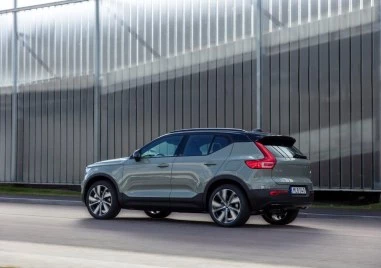 Volvo предлага безплатно зареждане у дома, ако си купите нова електрическа кола
