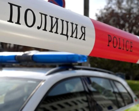 Автомобил на ДАИ удари двама възрастни на пешеходна пътека, шофьорът - положителен за дрога и алкохол