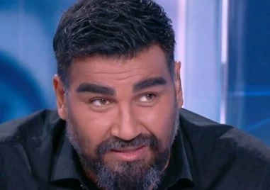 Азис: Баща ми с години биеше майка ми, тя не го напусна от срам какво ще кажат хората
