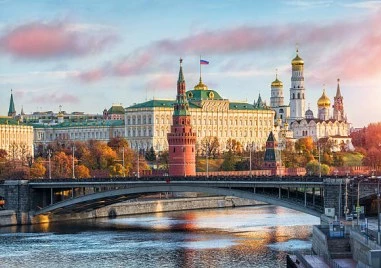 Българските туроператори масово анулират пътувания до Русия
