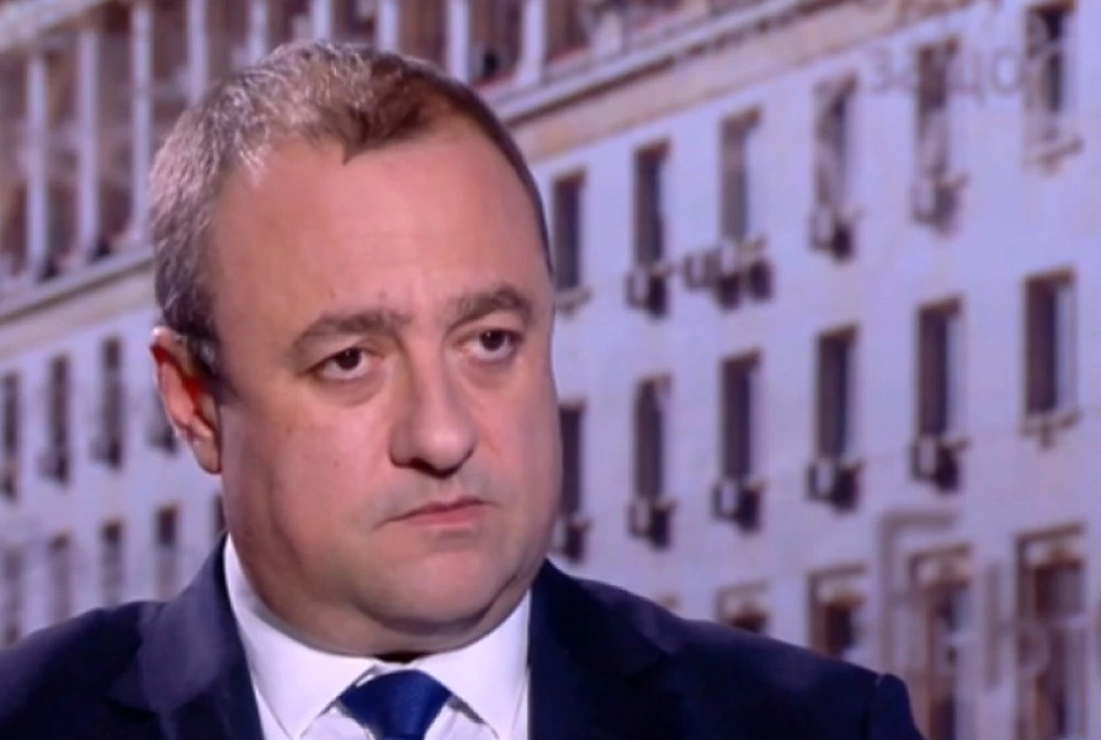 Регионалният министър: Ако се накърнят основните ни принципи, БСП излиза от властта