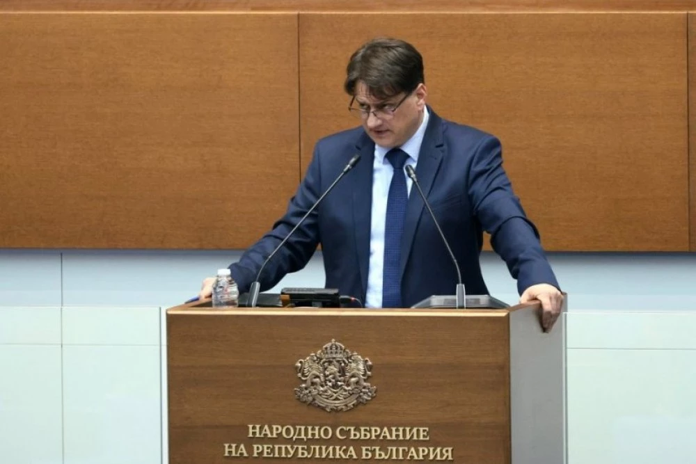 Съюзът на артистите с остра реакция срещу Бачев след скандала