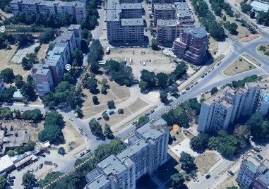 Изграждат многоетажен паркинг с търговски обекти в Тракия, райкметът търси подкрепа от държавата