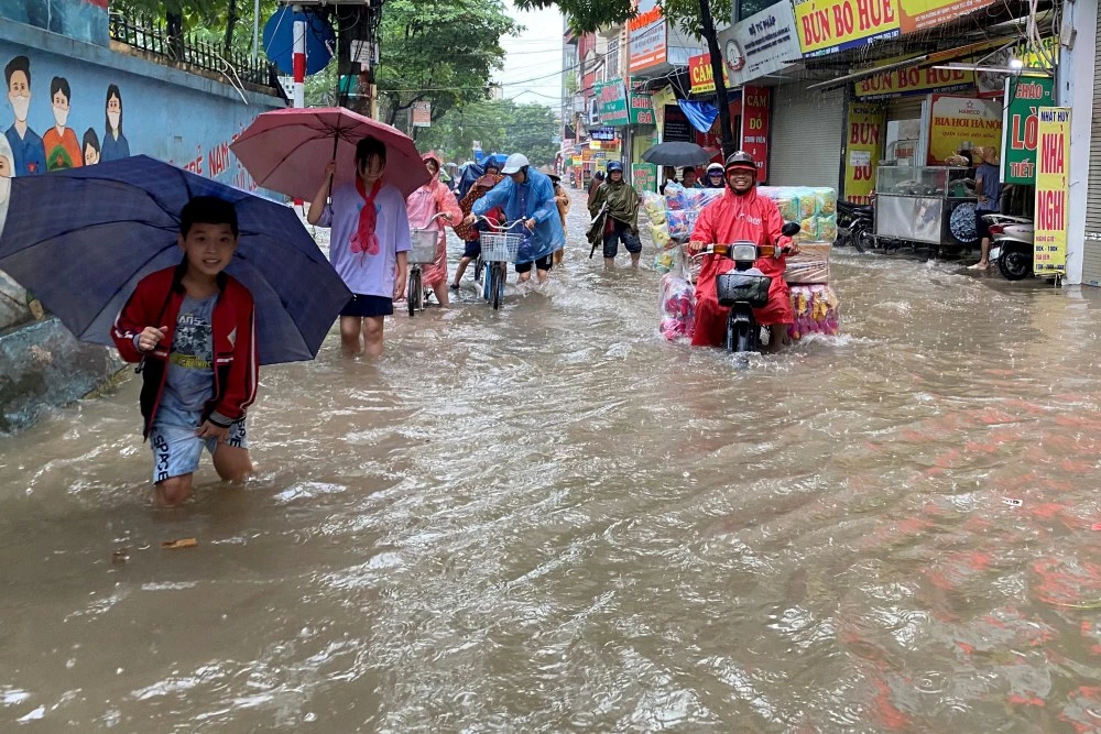 Виетнам регистрира рекордно количество дъждове за последното денонощие