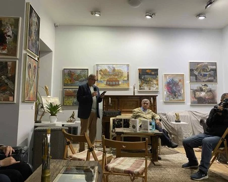 Доц. Йосиф Аврамов в Пловдив: България само ще спечели от еврото, но кампанията много закъсня