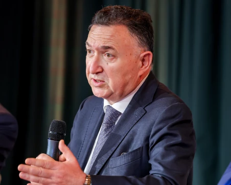 Кметът на Карлово: Без завод за барут военната ни промишленост няма бъдеще