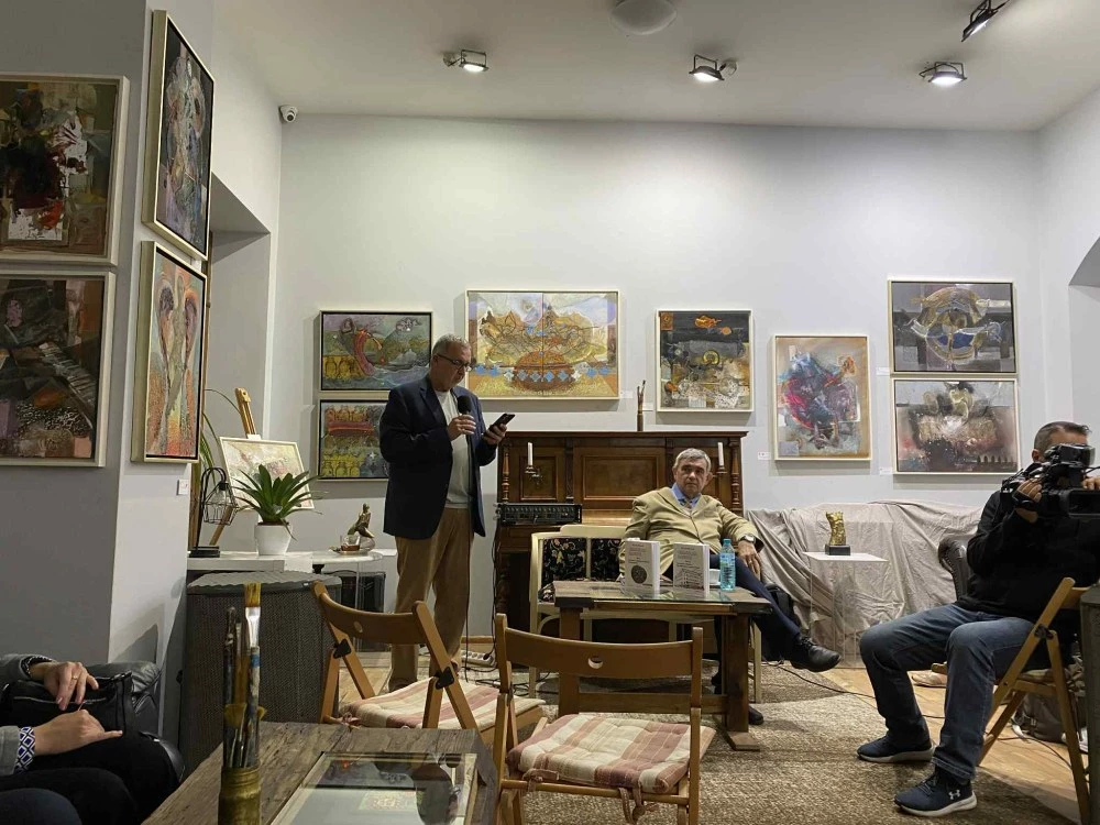 Доц. Йосиф Аврамов в Пловдив: България само ще спечели от еврото, но кампанията много закъсня