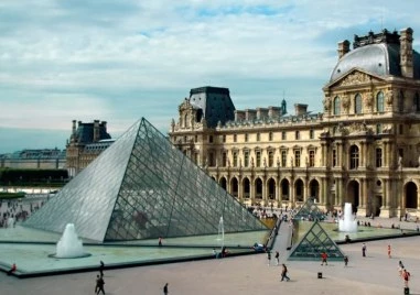 Арестуваха още петима за обира на Лувъра