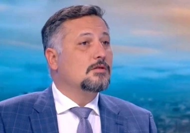 Кметът на столичния район „Изгрев: Школата на Бачев се помещава незаконно в читалището