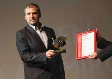 Режисьорът Камен Калев отказа награда от Мариан Бачев