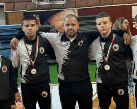 Борците на Локомотив с много силно представяне на турнир в Хасково