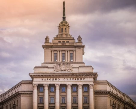 Комисията за контрол над службите отново без кворум, изслушванията на ДАНС и НСО се провалиха