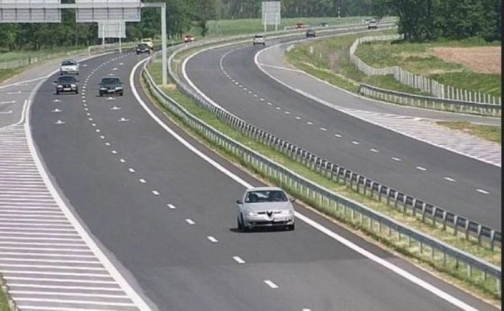 Приключи ремонтът на АМ