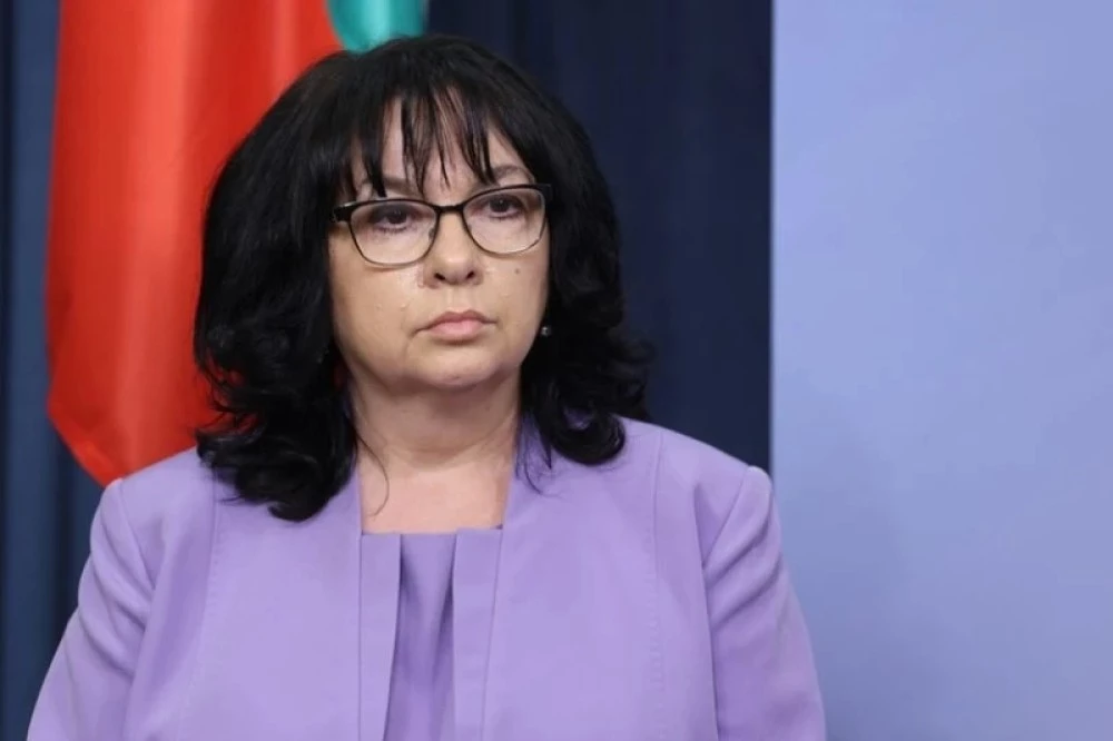 Рекламни и ПР агенции оспорват начина, по който Теменужка Петкова е провела конкурс за еврокампанията за 1,4 милиона лева