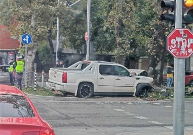 25-годишен пиян шофьор е предизвикал зрелищната катастрофа с Кадилак в Пловдив