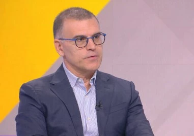 Дянков: България рискува свръхдефицит, проектобюджетът удря частния сектор