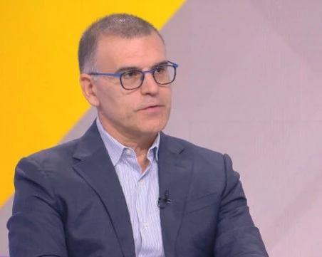 Дянков: България рискува свръхдефицит, проектобюджетът удря частния сектор