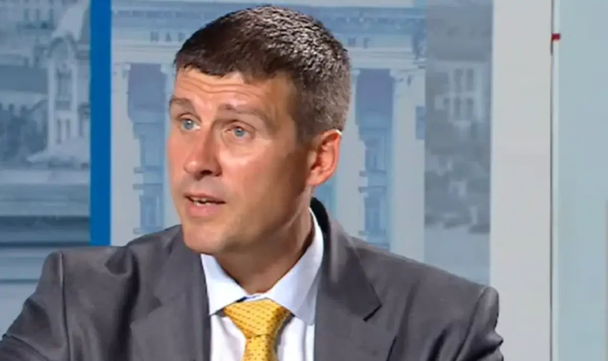 Ивелин Михайлов: Заплашиха ме, че или ставаме част от кабинета и заменяме ИТН, или ще има арести