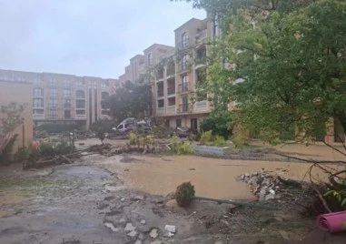 Собственици на имоти в Елените обмислят колективен иск срещу община Несебър и държавата