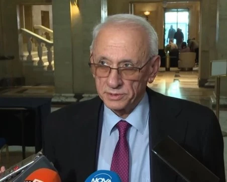 Силви Кирилов: Исканото увеличение на здравната вноска не зависи от министерството