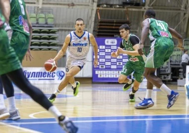 Академик с първи успех през сезона