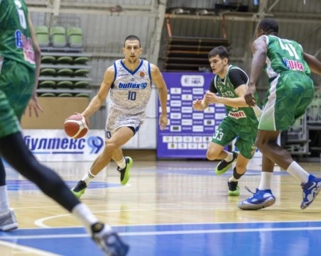 Академик с първи успех през сезона