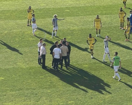 Ботев с нова позиция за дербито, отново поиска служебна победа