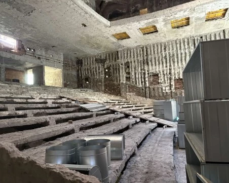 Реконструкцията на кино „Космос