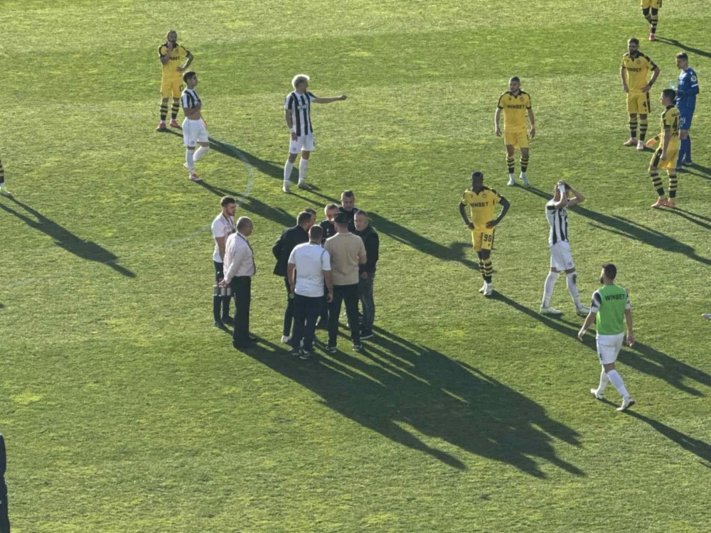 Ботев с нова позиция за дербито, отново поиска служебна победа