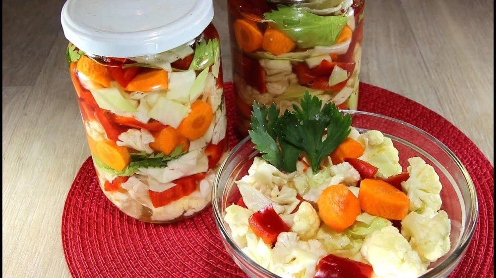 Как да си направим бърза шарена туршия