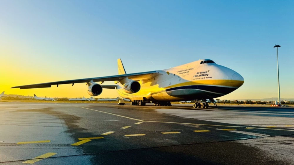 Внушителният гигант Ан-124