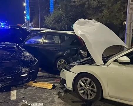 Очевидец за шофьора от снощното меле в София: Смееше се през цялото време