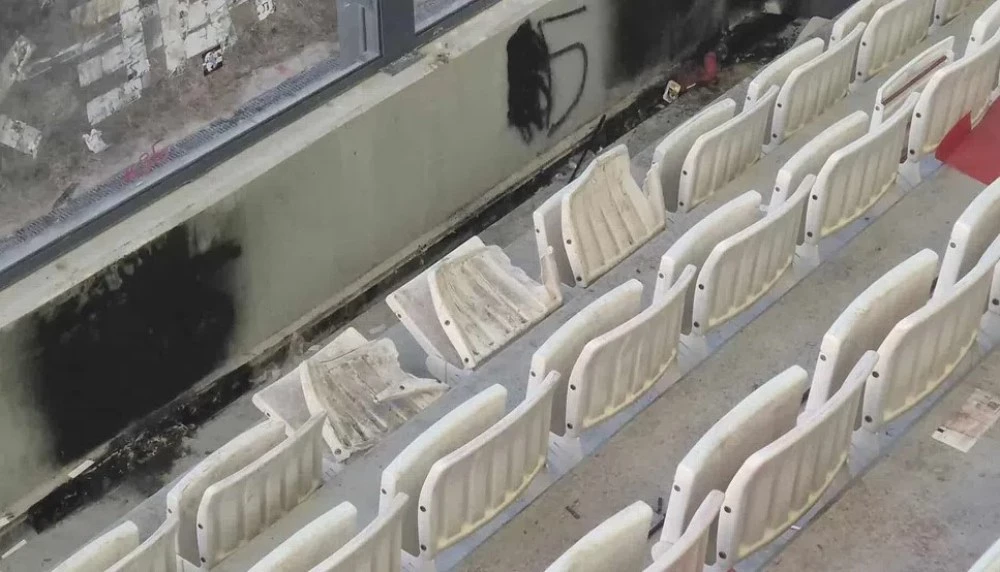 Без задържани за инцидента на дербито между Локо и Ботев, обследват стадиона за щети